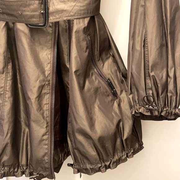 NWOT S Burberry Trenchcoat, Bronze Metallic Ltd Ed - Picture 5 of 6
